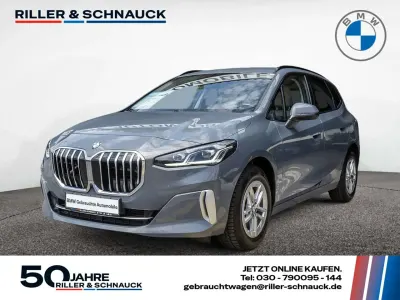 Gebraucht BMW 218 Active Tourer Luxury Line 136 PS (100 kW) 2023 Sparkling kupfergrau Van / Kleinbus