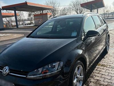 Schwarz Gebraucht 2014 VW Golf VII Highline Kombi | 13.000 €