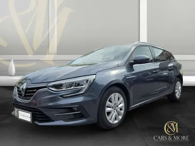 Używany Renault Mégane GrandTour 116 KM (85 kW) 2022 Szary Kombi