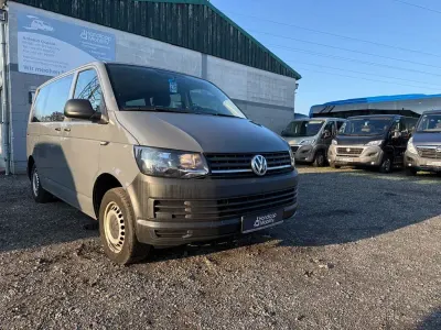 Gebraucht VW T6 150 PS (110 kW) 2018 Grau Van