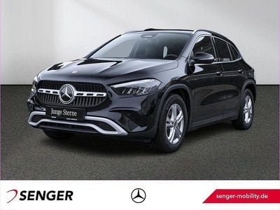 Gebraucht Mercedes GLA200 163 PS (119 kW) 2024 Unilack nachtschwarz SUV