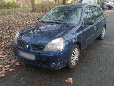 Gebraucht Renault Clio II 98 PS (72 kW) 2003 Blau Kleinwagen