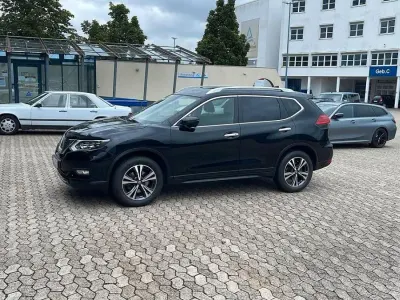 Gebraucht Nissan X-Trail N-Connecta 163 PS (119 kW) 2018 Schwarz SUV