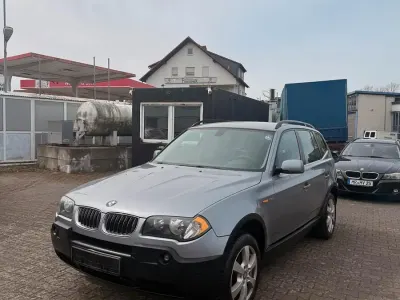 Begagnad BMW X3 218 HK (160 kW) 2005 Grå SUV