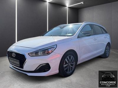Gebraucht Hyundai i30 Premium 120 PS (88 kW) 2018 Weiß Kombi