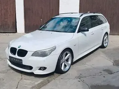 Gebraucht BMW 530 Sport Line 235 PS (172 kW) 2008 Weiß Kombi