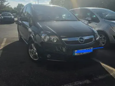 Brugt Opel Zafira Family 140 HK (102 kW) 2008 Sort MPV