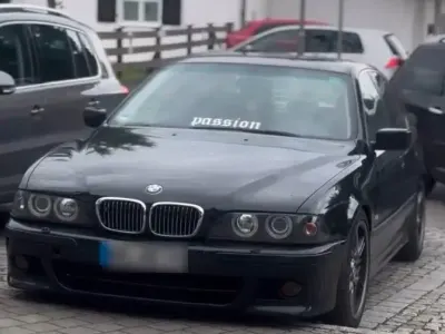 Gebraucht BMW 523 M Sport 170 PS (125 kW) 1999 Schwarz Limousine