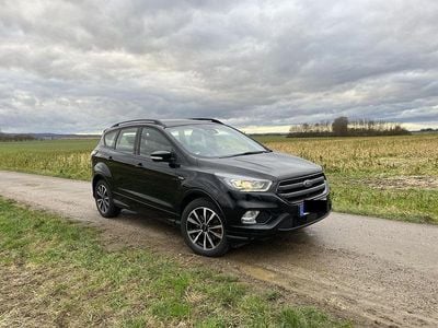 Schwarz Gebraucht 2019 Ford Kuga ST-Line SUV | 15.600 € (Guter Preis)