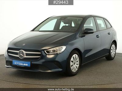 Mercedes B200