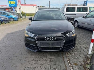 Second-hand Audi A1 Attraction 86 CP (63 kW) 2011 Negru Hatchback
