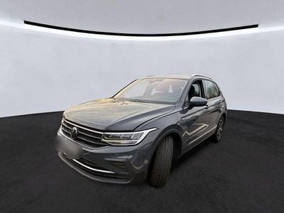 Gebraucht VW Tiguan Active 131 PS (96 kW) 2022 Grau SUV