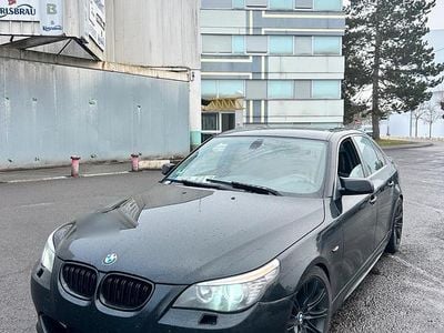 Gebraucht BMW 525 M Sport 197 PS (144 kW) 2009 Schwarz Limousine
