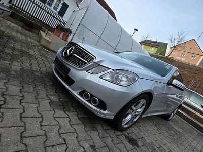 Gebraucht Mercedes E220 170 PS (125 kW) 2009 Silber Limousine