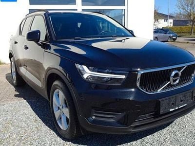 Usata Volvo XC40 Momentum 163 CV (119 kW) 2020 Nero SUV