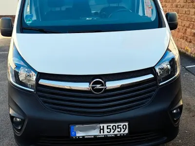 Usata Opel Vivaro 120 CV (88 kW) 2018 Bianco Monovolume