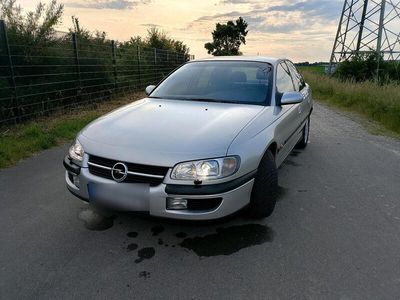 Opel Omega