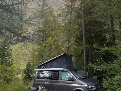 Gebraucht VW California Coast 150 PS (110 kW) 2021 Grau Van