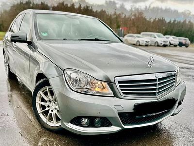 Gebraucht Mercedes C180 150 PS (110 kW) 2012 Grau Limousine