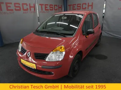 Usata Renault Modus 75 CV (55 kW) 2006 Rosso Monovolume