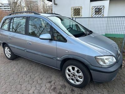 gebraucht Opel Zafira 1.6