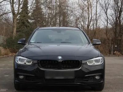 Gebraucht BMW 318 Advantage 136 PS (100 kW) 2019 Schwarz Kombi