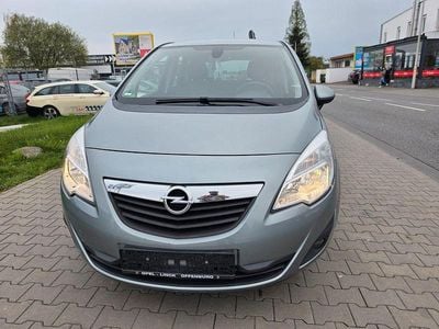 Usata Opel Meriva Design Edition 101 CV (74 kW) 2011 Argento Monovolume