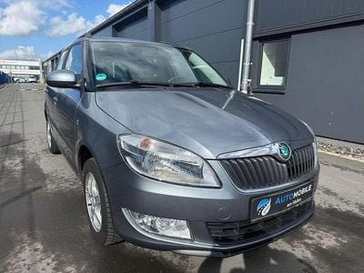 Gebraucht Skoda Fabia Ambition 69 PS (50 kW) 2012 Grau Limousine