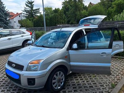 Usata Ford Fusion 80 CV (58 kW) 2012 Grigio Utilitaria