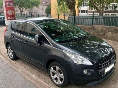 Gebraucht Peugeot 3008 Premium 156 PS (114 kW) 2011 Grau Kombi