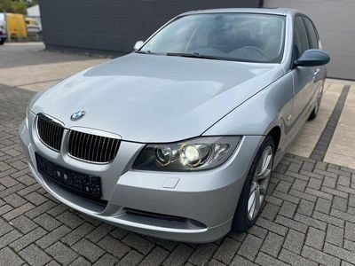 BMW 325