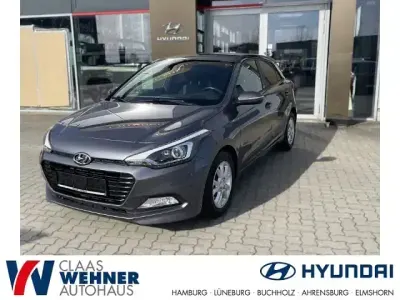 Brugt Hyundai i20 Passion 101 HK (74 kW) 2016 Grå Sedan