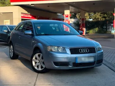 Gebraucht Audi A3 102 PS (75 kW) 2004 Blau Kleinwagen