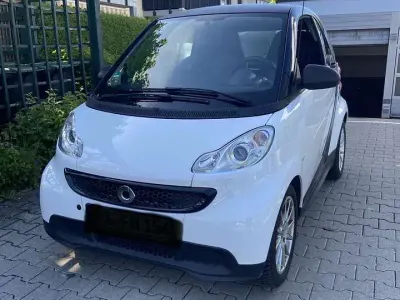 Gebraucht Smart ForTwo Coupé Basis 71 PS (52 kW) 2014 Weiß Coupé