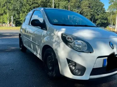 Gebraucht Renault Twingo 75 PS (55 kW) 2008 Weiß Kleinwagen
