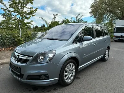 Używany Opel Zafira OPC 95 KM (69 kW) 2006 Srebrny Minivan