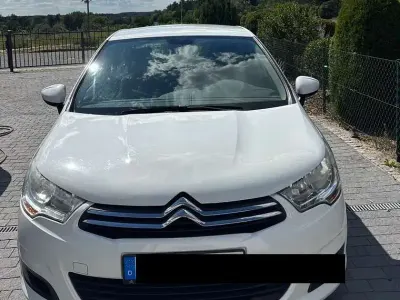 Gebraucht Citroën C4 Attraction 95 PS (69 kW) 2012 Weiß Kleinwagen