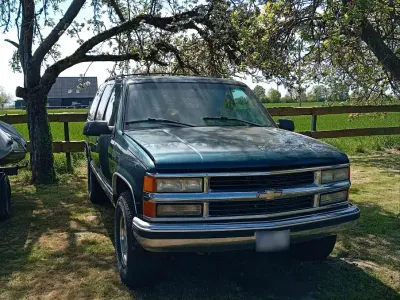 Gebraucht Chevrolet Tahoe 258 PS (189 kW) 1998 Grün SUV