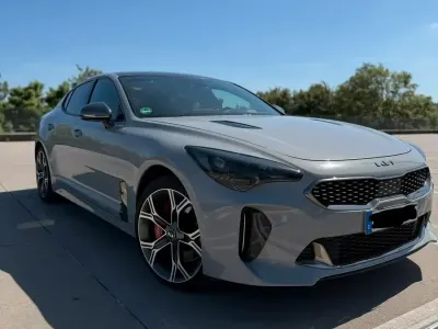 Gebraucht Kia Stinger GT 366 PS (269 kW) 2018 Grau Kleinwagen