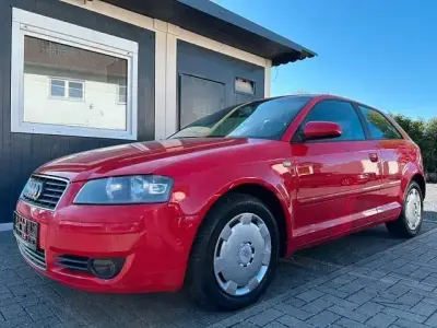 Gebraucht Audi A3 Ambiente 102 PS (75 kW) 2005 Rot Kleinwagen