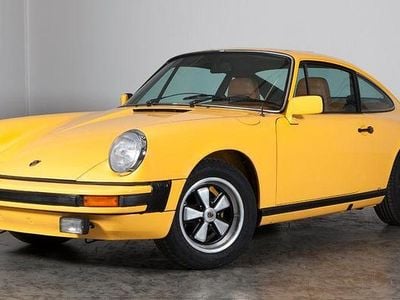 Usado Porsche 911S 165 HP (121 kW) 1977 Amarelo