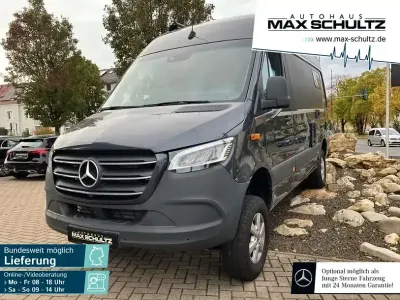 Używany Mercedes Sprinter 190 KM (139 kW) 2023 Szary Van