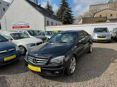 Gebraucht Mercedes CLC200 184 PS (135 kW) 2009 Obsidianschwarz  metalliclack Kleinwagen