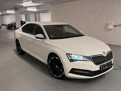 Gebraucht Skoda Superb Ambition 190 PS (139 kW) 2020 Weiß Limousine