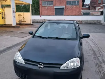 Używany Opel Corsa 75 KM (55 kW) 2001 Niebieski Hatchback