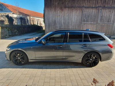 Gebraucht BMW 320 M Sport 190 PS (139 kW) 2020 Grau Kombi