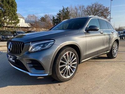 Grau Gebraucht 2018 Mercedes GLC250 AMG SUV | 26.700 € (Fairer Preis)