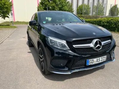Gebraucht Mercedes GLE400 AMG line 333 PS (244 kW) 2018 Schwarz SUV