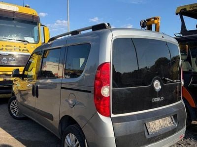 Second-hand Fiat Doblò Emotion 135 CP (99 kW) 2007 Gri Monovolum