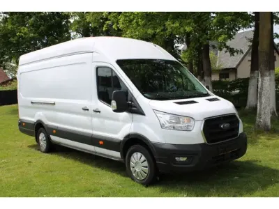 Gebraucht Ford Transit Trend 131 PS (96 kW) 2020 Frostweiß Van